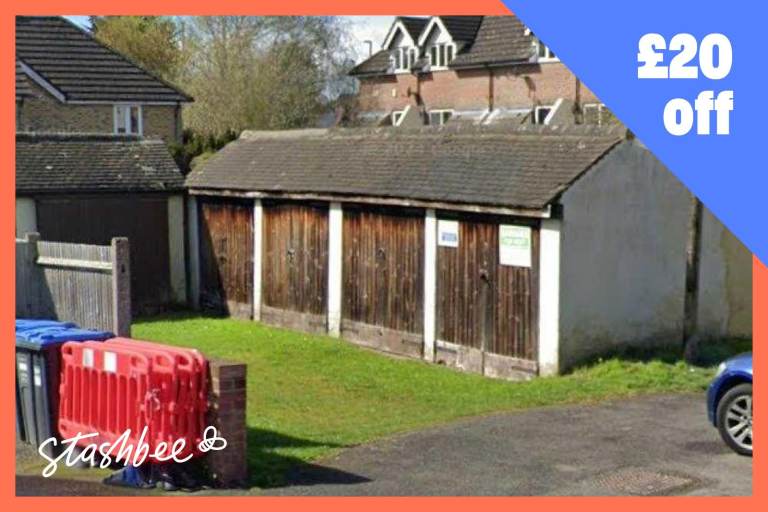 Garage to rent in Godstone (RH9) | Stashbee