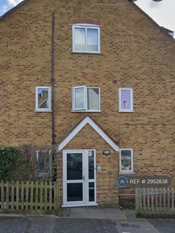 1 bedroom flat in Parry Court, Selhurst, SE25 (1 bed) (#2952838)