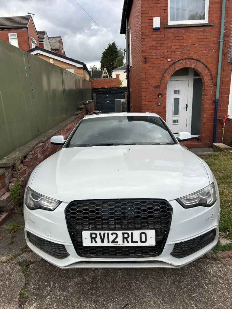 Audi, A5, Hatchback, 2012, Manual, 1798 (cc), 5 doors
