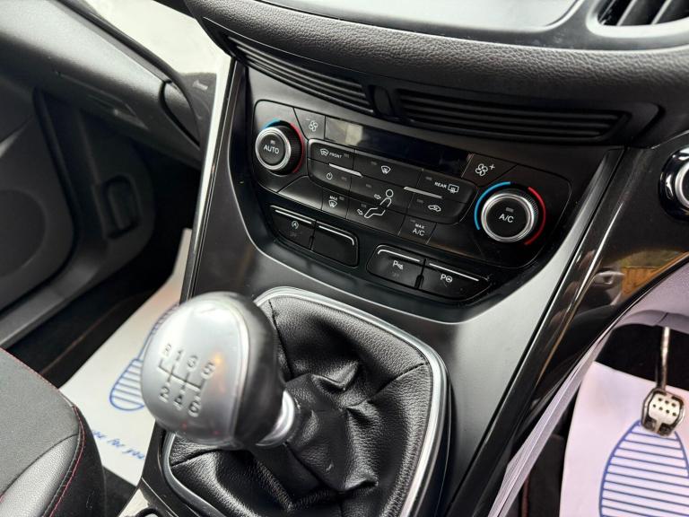 2019 Ford Kuga 1.5T EcoBoost ST-Line Euro 6 (s/s) 5dr HATCHBACK Petrol Manual