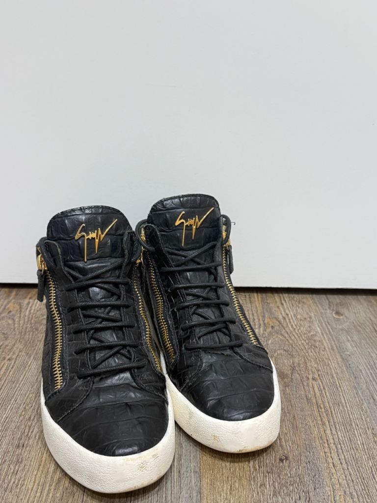 Giuseppe Zanotti Black Leather High-Top Trainers with Gold Zips