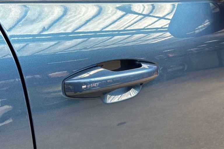 2021 Volvo XC40 1.5 T5 Recharge PHEV R DESIGN Pro 5dr Auto ESTATE PETROL/ELECTRIC Automatic