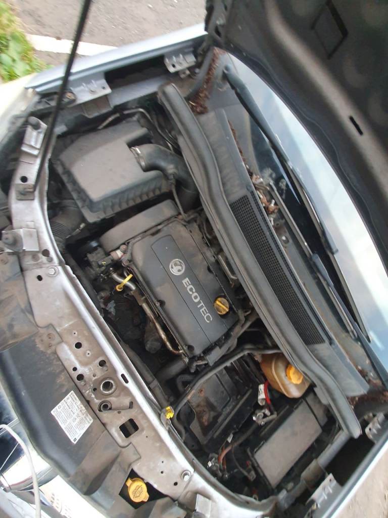 Opel  Zanfira 