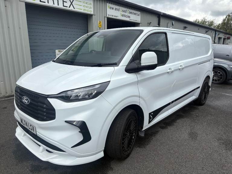 Ford, TRANSIT CUSTOM, Panel Van, 2024, Manual, 1996 (cc)