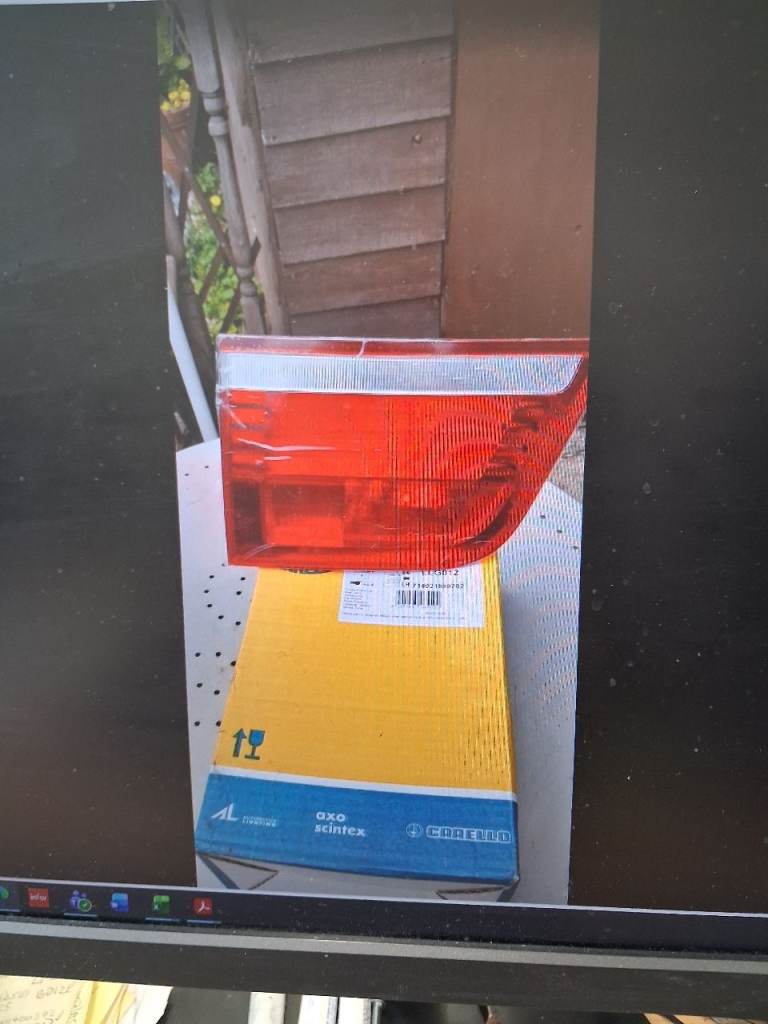 X5 Rear tailgate light cluster