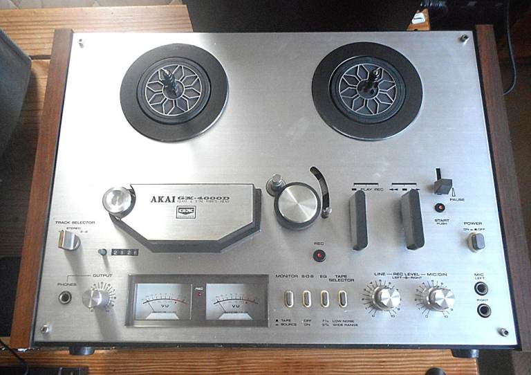 AKAI GX 4000 D  TAPE RECORDER