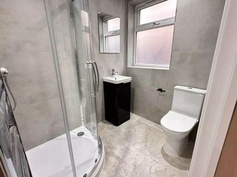 3 Bedroom 2 Bath Flat with Garden to Rent in Headstone Lane, HA1 1PQ