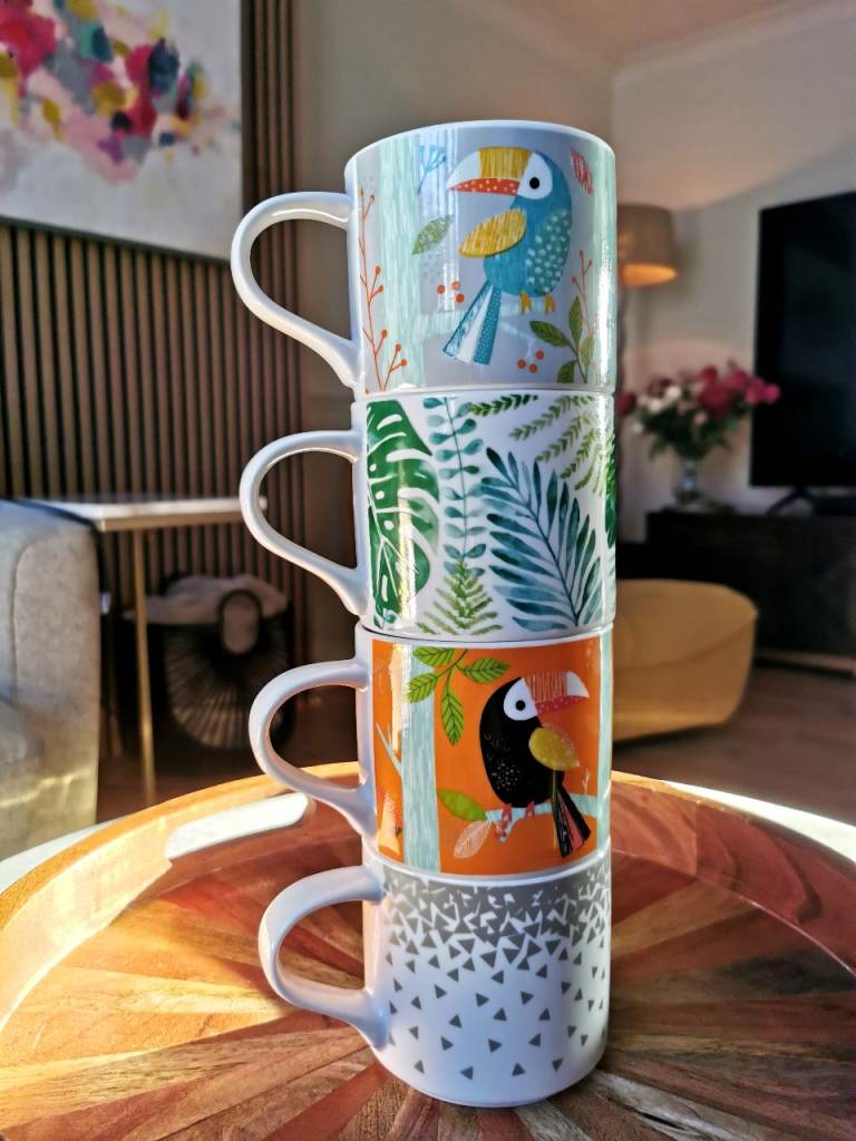 Set of 4 Tropical Toucan & Leaf Ceramic Mugs