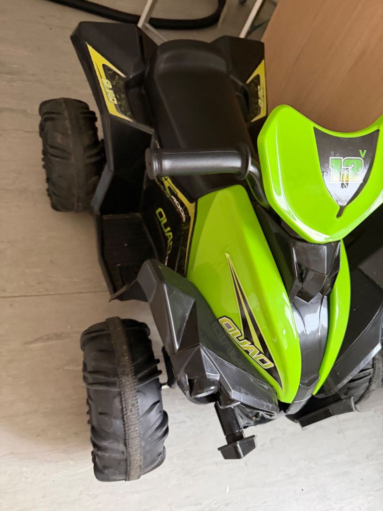 12 V electric quad 