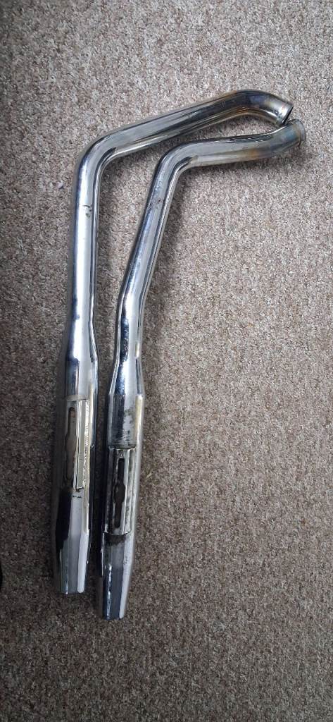 Harley Sportster Exhaust - Staggered Chrome Drag Pipes (Cycle Shack 23F & 23R)