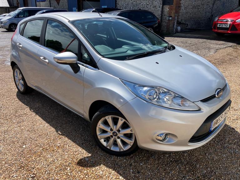 2010 Ford Fiesta 1.2 ZETEC. Petrol. Manual. 5 Door. Low Miles. Cambelt, Px Swap