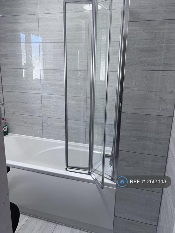 3 bedroom house in Sheila Road, Romford, RM5 (3 bed) (#2612443)