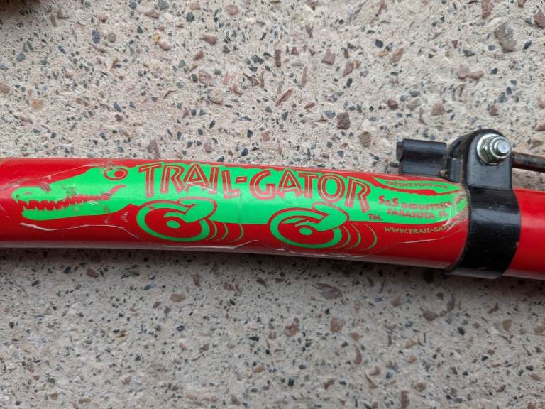 Trail-Gator Bicycle Tow Bar – Red