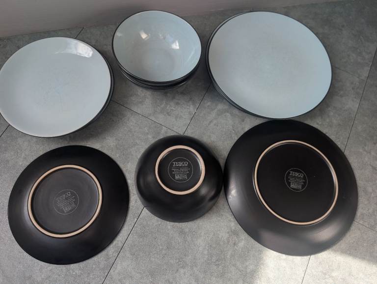 Plates and bowls