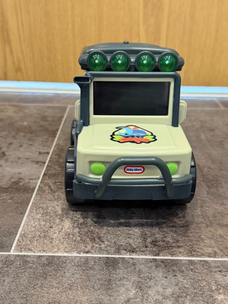 Little tikes safari truck 