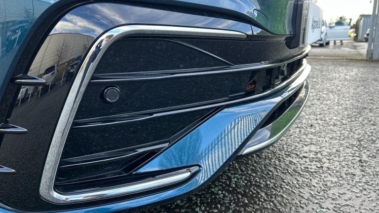 2022 Volkswagen Tiguan 2.0 TDI 200 4Motion R-Line 5dr DSG ESTATE DIESEL Automatic