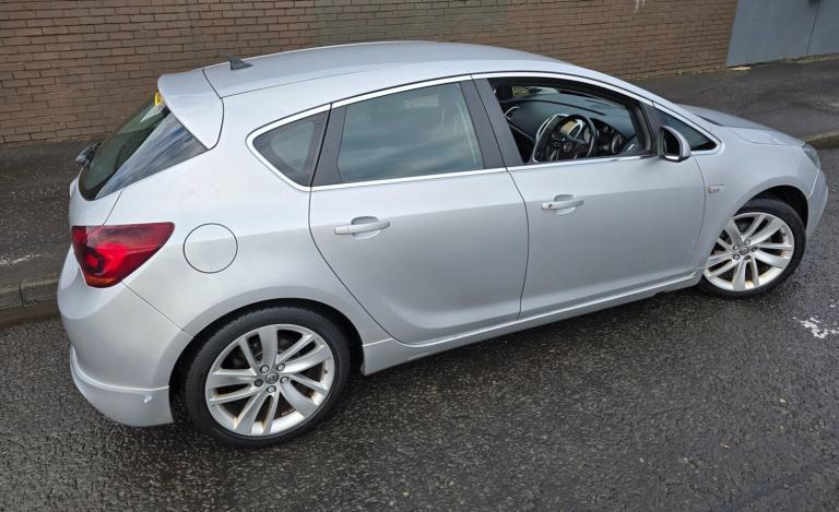 2015 Vauxhall Astra 1.6i 16V Tech Line GT 5dr HATCHBACK Petrol Manual