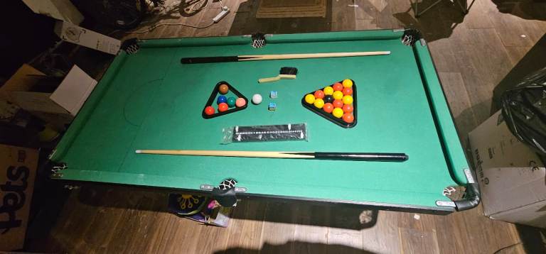 Hy-pro 4ft 6in folding snooker & pool table 