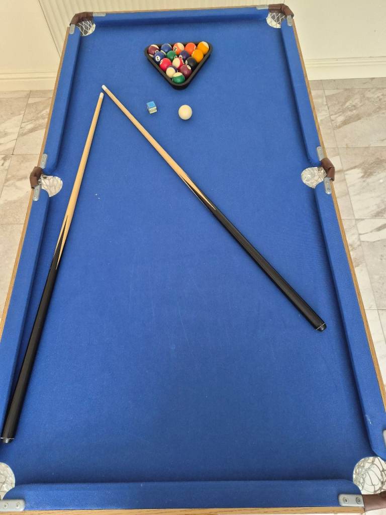 Folding Pool Table with accessories