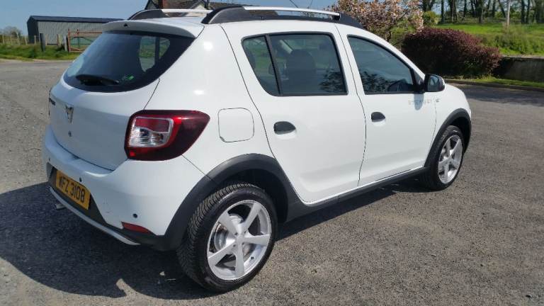 *!*£20 A YEAR ROAD TAX*!*2015 Dacia Sandero Stepway 1.5Dci *(*FULL YEARS MOT** **NEW TIMING BELT** 