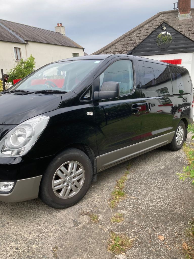Hyundai, I800, MPV, 2017, Manual, 2497 (cc), 5 doors