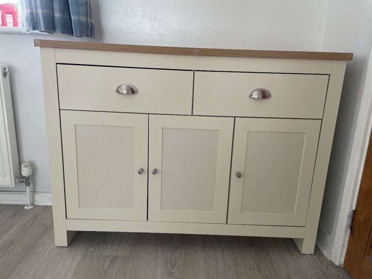 Sideboard 