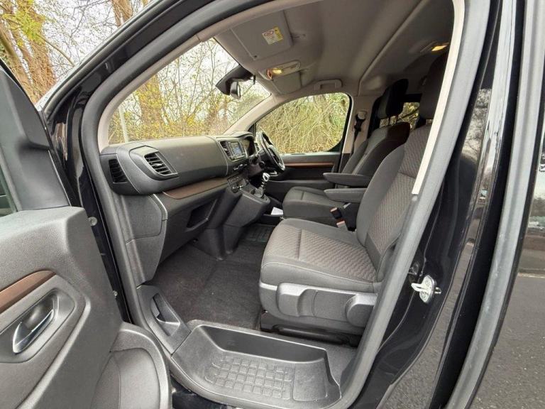 2019 68 TOYOTA PROACE VERSO 2.0D FAMILY COMPACT 8 SEATER EURO 6 (150 PS) SWB L1