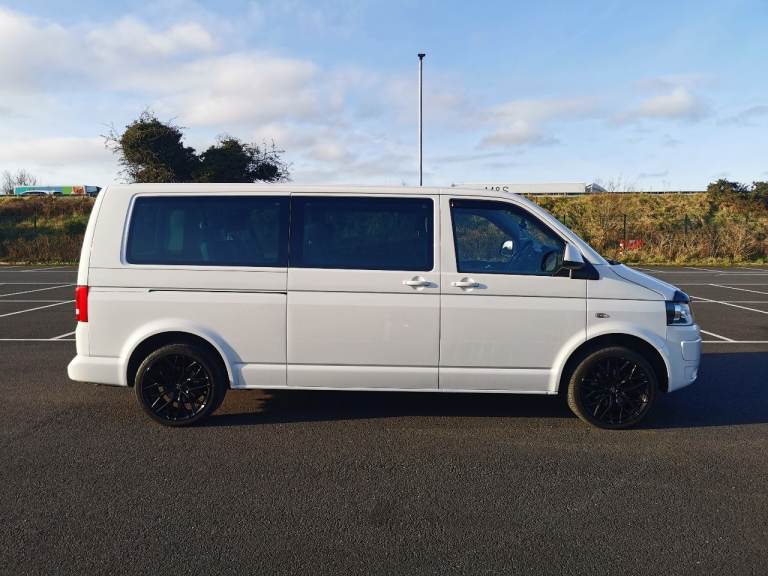 2013 VW Transporter 2.0 TDI LWB 8 seater – Manual – ONLY 41,569 Genuine Miles