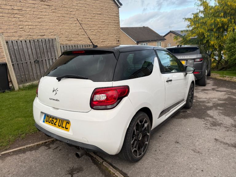 Citroen, DS3, Hatchback, 2012, Manual, 1598 (cc), 3 doors