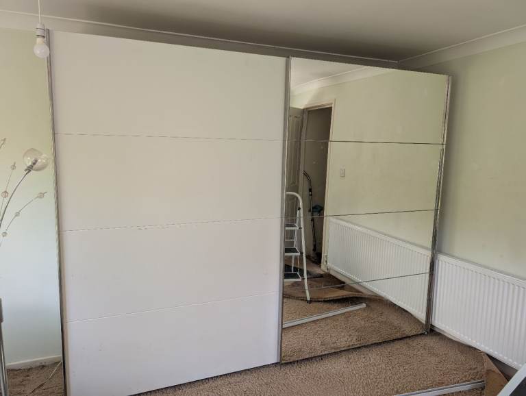 Wardrobe 