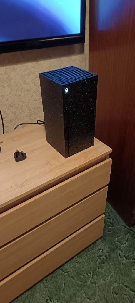 Xbox series x-2TB LTD EDITION