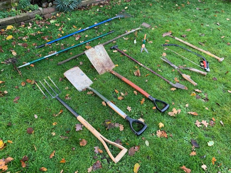 image for Garden Hand Tools A Selection Of Useful Garden Hand Tools Bundle Delivery