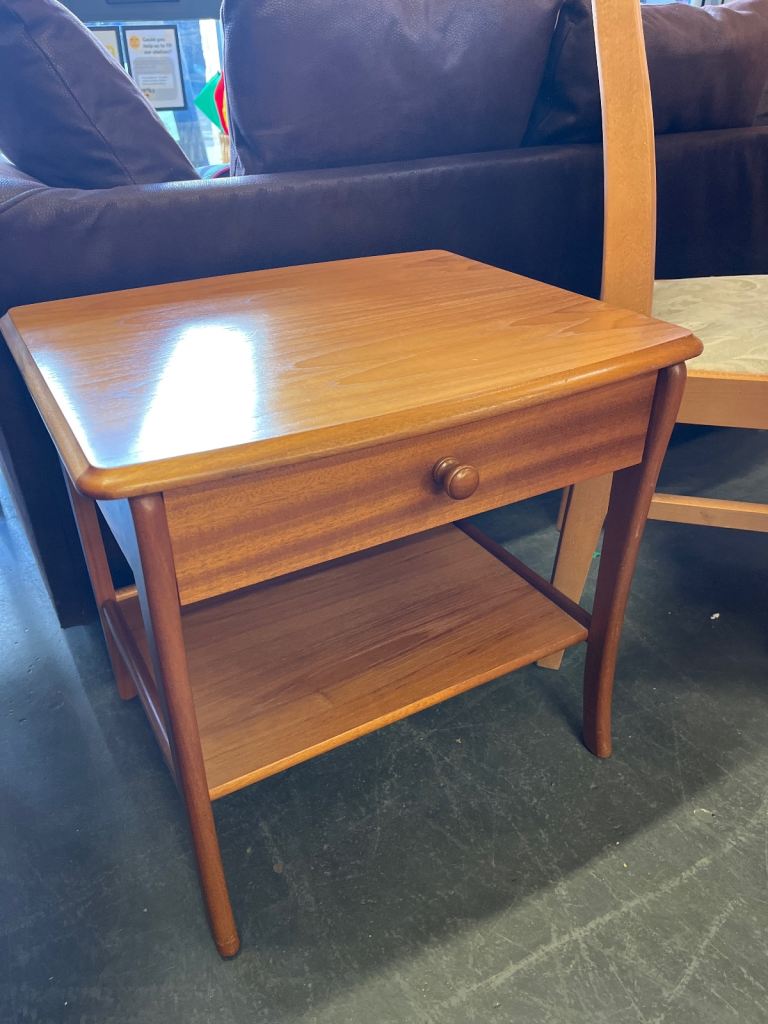 Retro teak side table in great condition