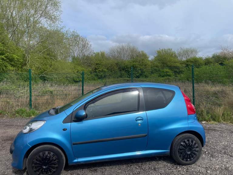 PEUGEOT 107 1.0 URBAN 08 REG BLUE 3 DOOR MOT MARCH 10TH 2027 TAX £20 LOW INSURANCE 60+MPG