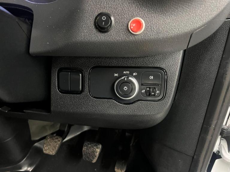 2022 Mercedes-Benz Sprinter 3.5t Progressive Crew Cab Tipper CHASSIS CAB DIESEL Manual