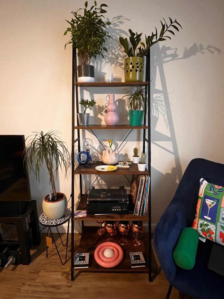 image for Shelving unit 