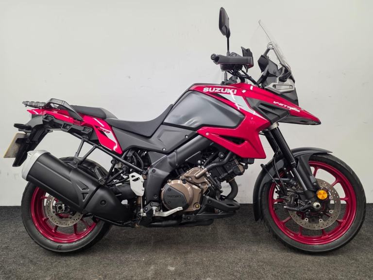 SUZUKI 1050 V-STROM ** CRUISE CONTROL - RIDER MODES - 12 MONTH MOT **