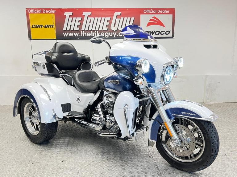 2015 Harley-Davidson Tri Glide 103 Trike with Klicktronic Great Spec 