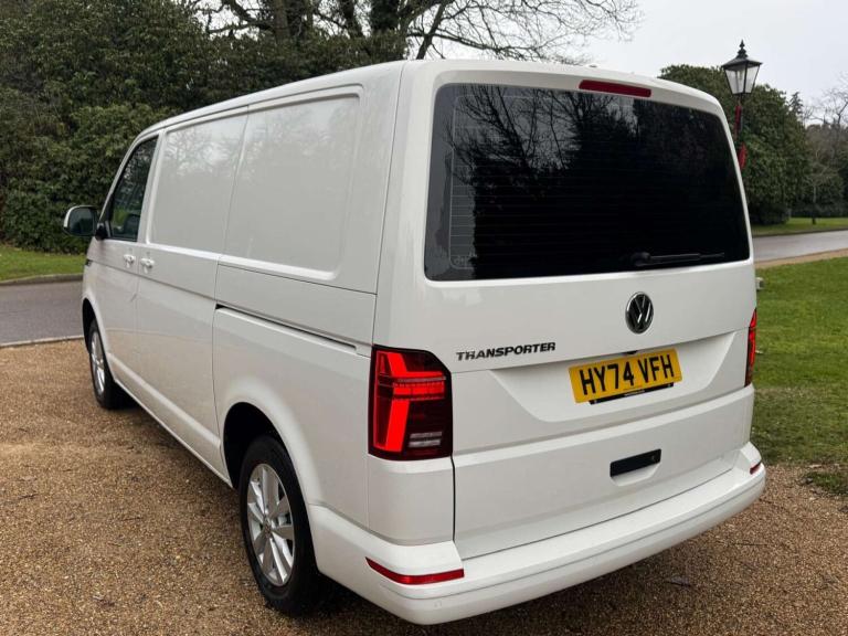 2024 Volkswagen Transporter 2.0 TDI 150 Highline Van DSG PANEL VAN DIESEL Automatic