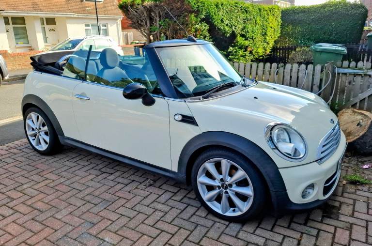 Mini, CONVERTIBLE 2010, Manual, 1598 (cc), 2 doors