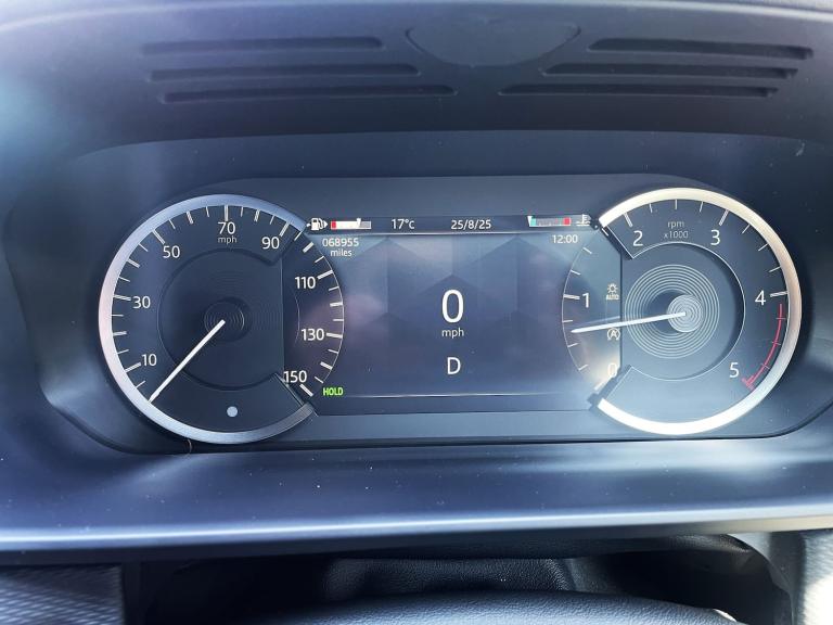 2022 Land Rover Discovery 3.0 D300 MHEV R-Dynamic SE SUV 5dr Diesel Auto 4WD Euro 6 (s/s) (300 ps...