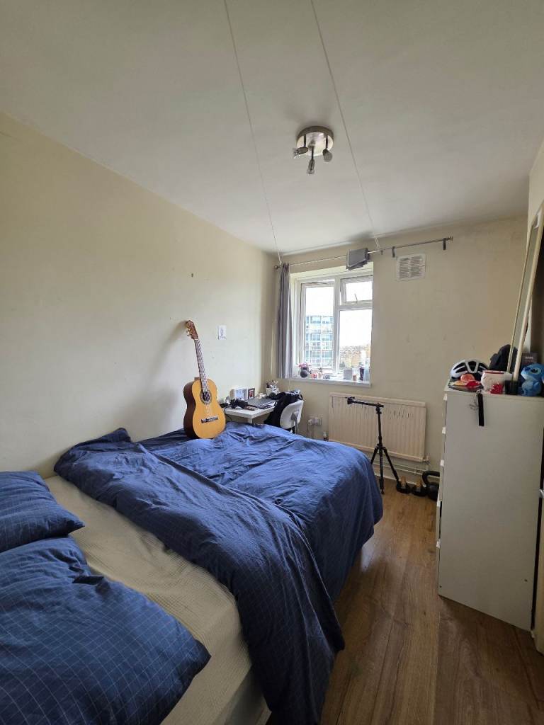 Double bedroom in Peckham, all bills included.