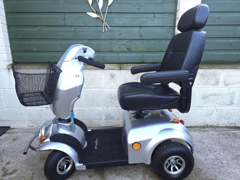 Mobility Scooter 3/6mph Free Rider City Ranger 6, Rd/Pave scooter