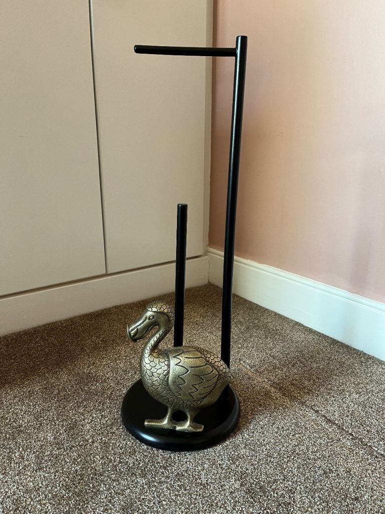 Natural History Museum x Dunelm toilet roll holder