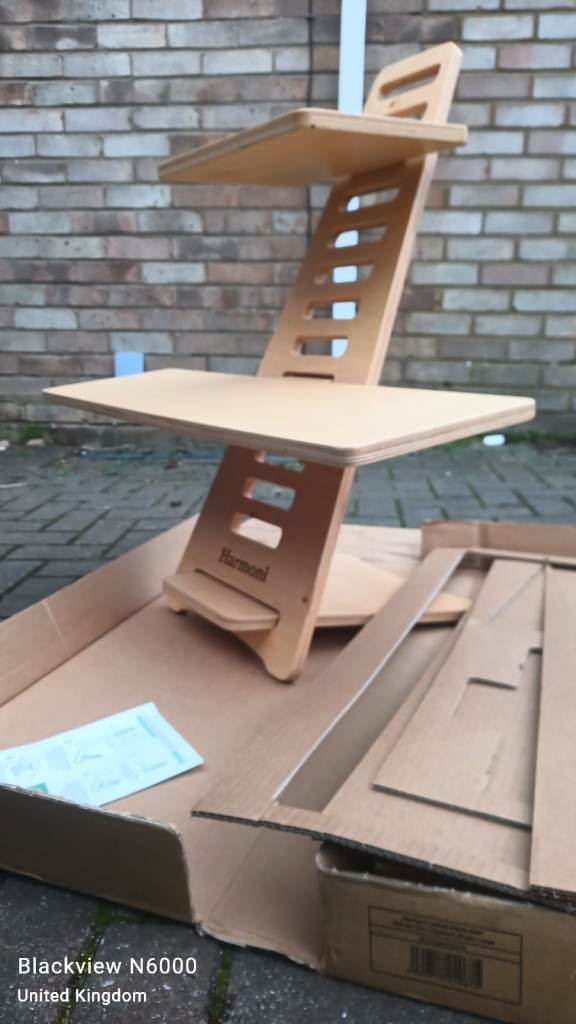 Keyboard shelf, standing desk