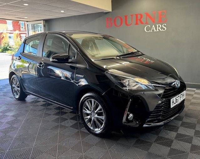 2017 Toyota Yaris 1.5 VVT-h Icon Tech Hatchback 5dr Petrol Hybrid E-CVT Euro 6 (s/s) (100 ps) Hat...