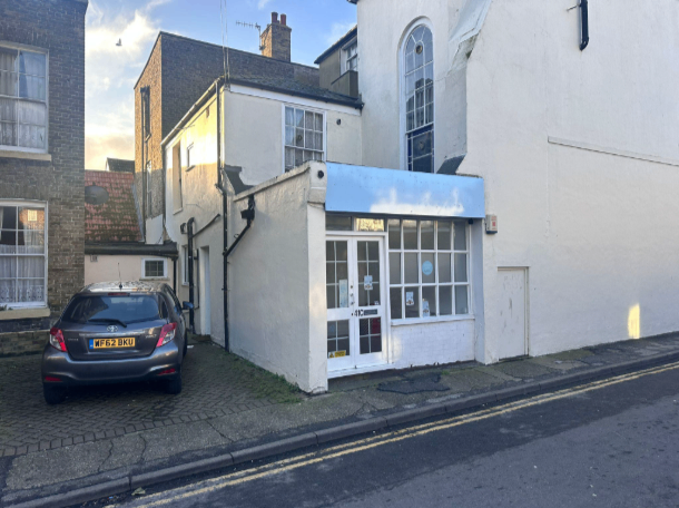 Retail Lock up shop -Ramsgate Kent - £140/week- Flexi Terms -Direct Landlord