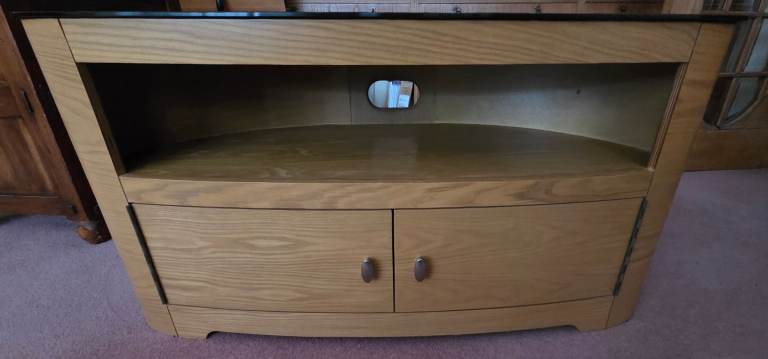 TV Cabinet Oak with black tempered glass 100cm wide