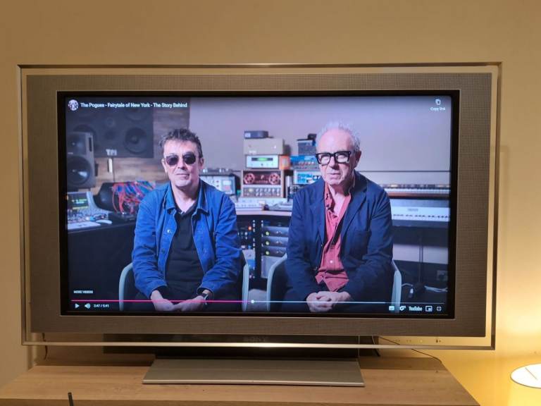 image for Sony Bravia TV aprox 45"