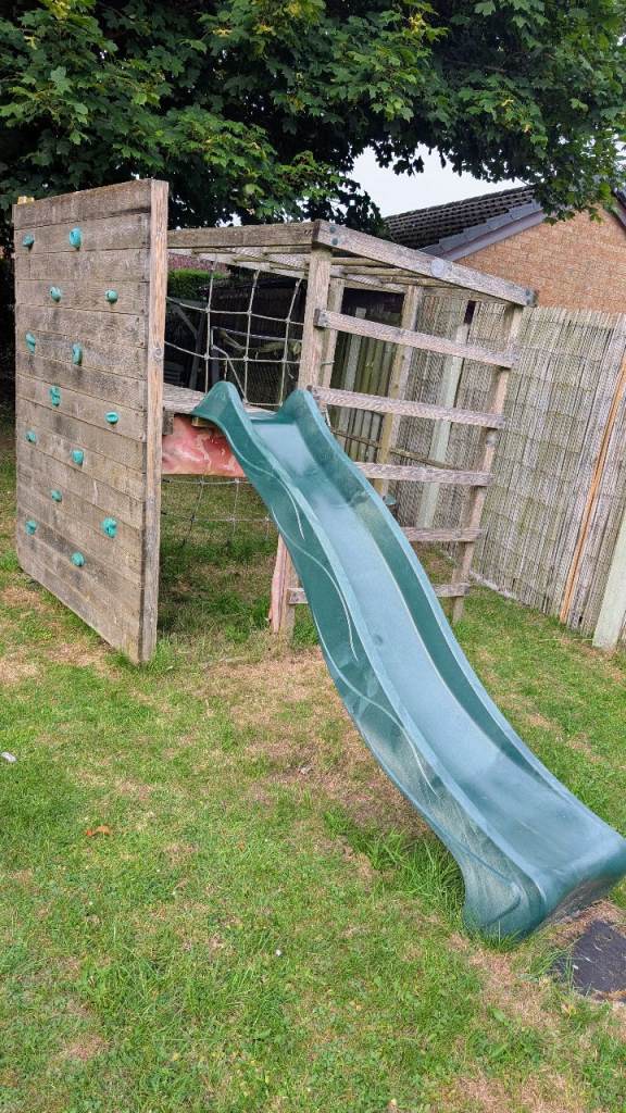 Plum Climbing Frame Cube Play Centre - Compact Garden Fun! (Buyer Dismantle)